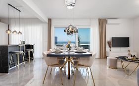 Luxury Sea View Apartment Levin